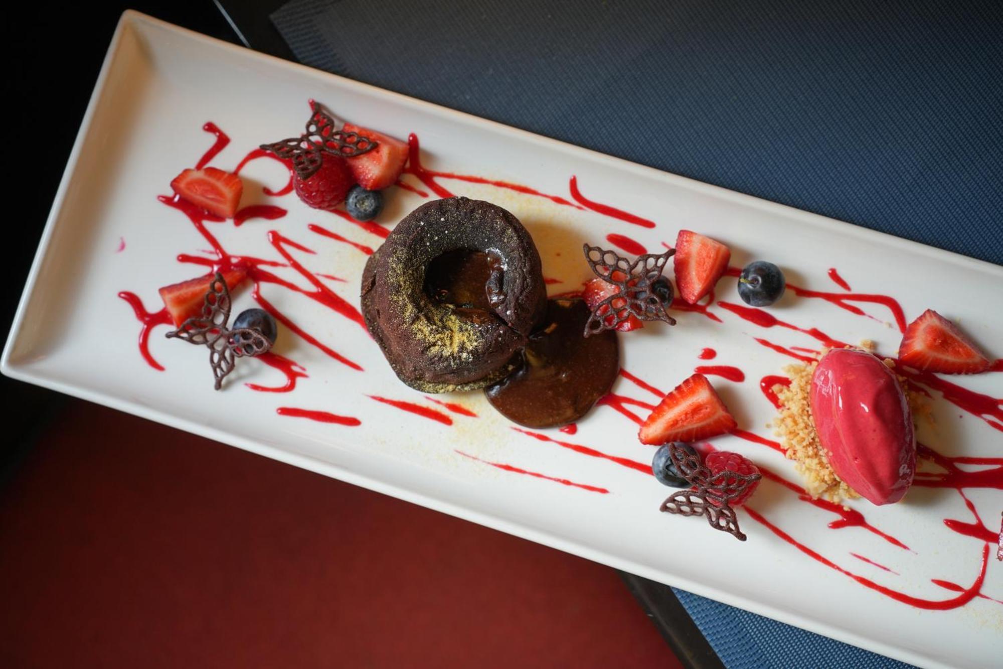 Imola Udvarhaz Dessert Hotel Eger Extérieur photo